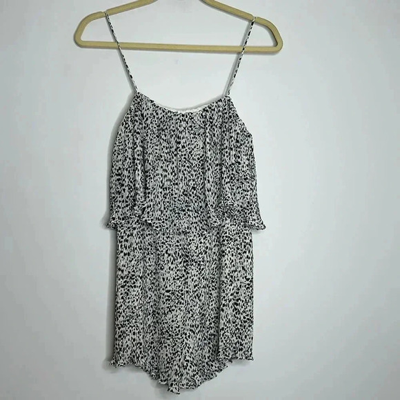 impeccable pig Leopard Print romper - Picture 1 of 9